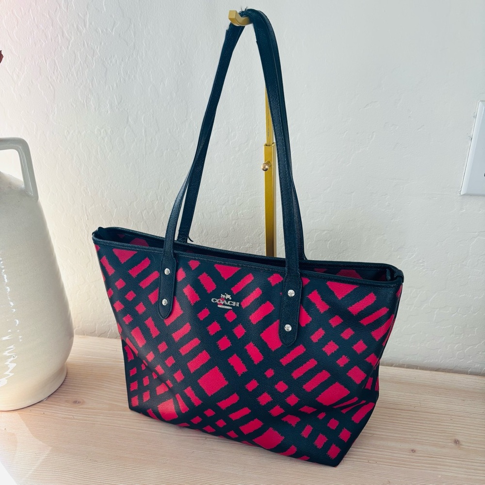 Coach F22248 Reversible City Tote Wild Plaid‎ Multi Black Red Women’s Purse Bag